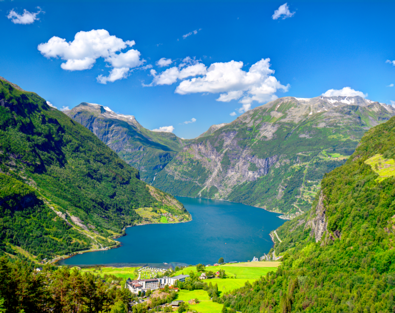https://www.vikingrmead.com/wp-content/uploads/2023/04/fjord-e1682613177908-1280x1014.png